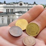 Инфлацията расте, пряко ощетява покупателната способност на всички българи и свива все повече потреблението Българите поемат твърд курс към оцеляване в беднотията и не просто свиват колана, а вече вадят...