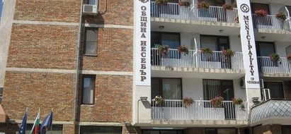    Квартал Черно море е най-новата жилищна зона на територията на гр. Несебър, в която общината влага много труд и усилия за постигане на висок стандарт на живот за...