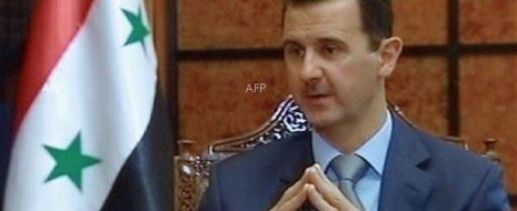   news.bg © EPA/БГНЕС Държавният секретар на САЩ Джон Кери остро критикува изказването на сирийския президент Башар Асад относно ръзоръжаването на Дамаск, предаде АП. Той направи изявлението в Женева на...