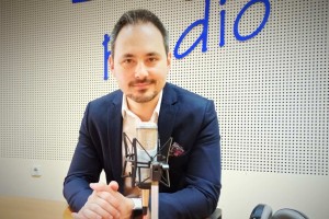 Д-р Виктор Серафимов - Дарик радио (1)